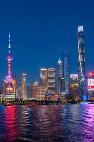 Shanghai on a live private walking tour